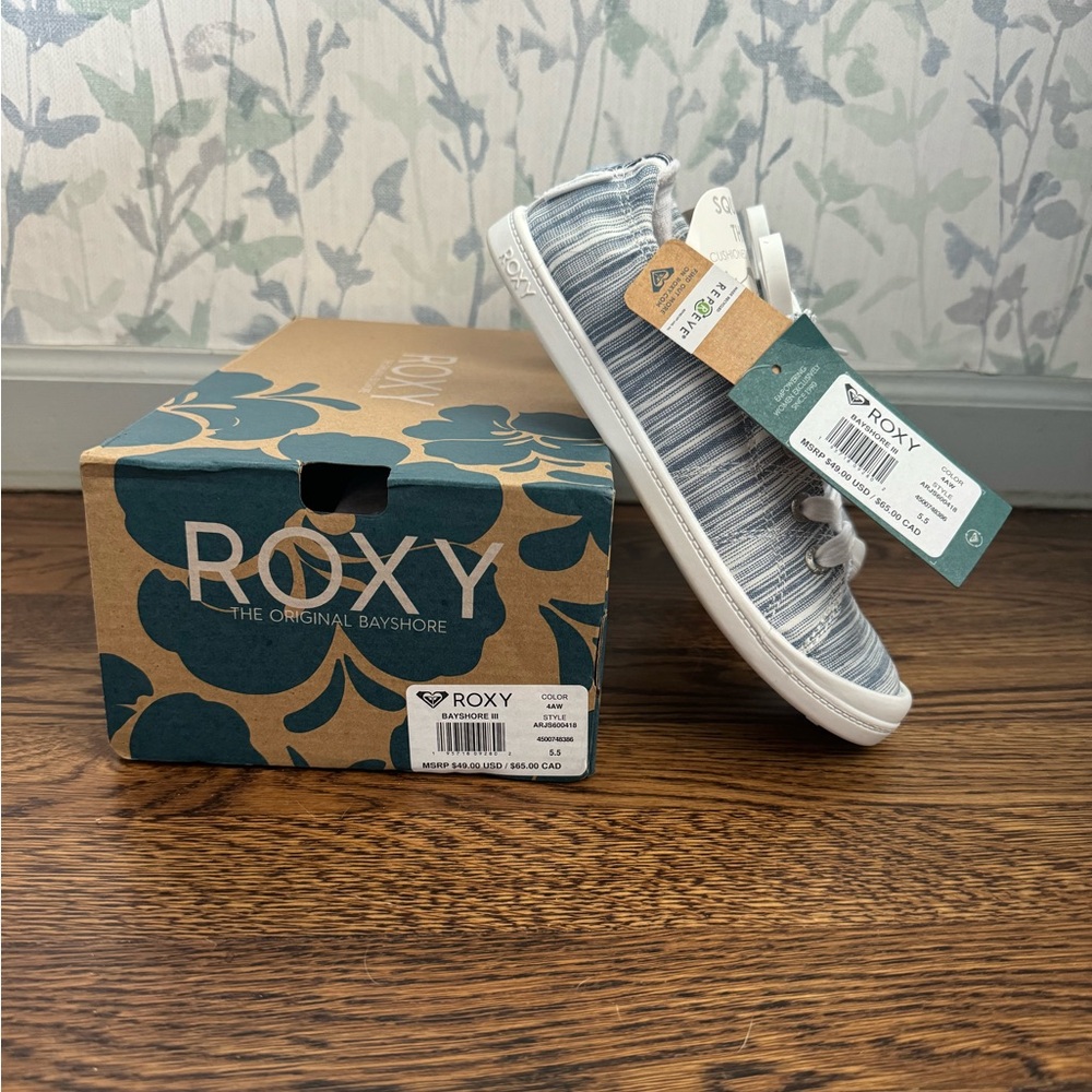Roxy Women’s Bayshore III Blue Ashes &
White Slip-On Sneakers Shoes 5.5 NEW - Picture 7 of 8